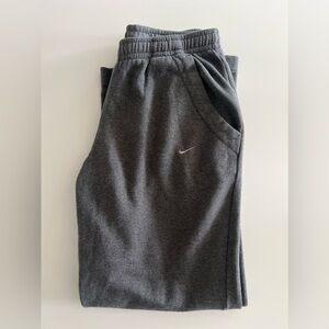 Mens Nike sweat pants size M/L